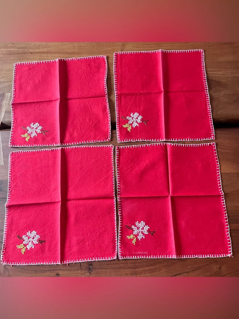 Vintage Tablecloth and 4 Napkin Set 33”Square Red Embroidered Flowers MCM